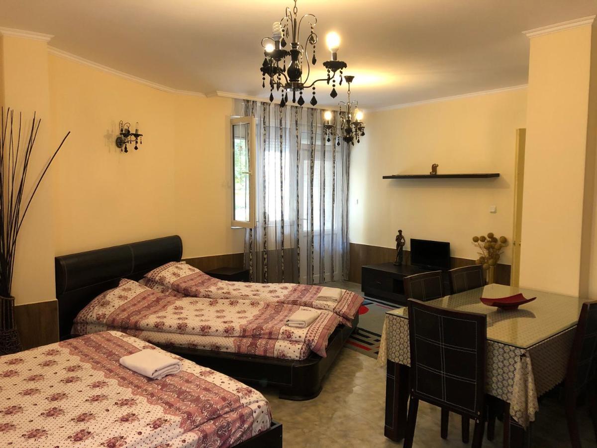 Marinela Apartments Pomorie Eksteriør bilde