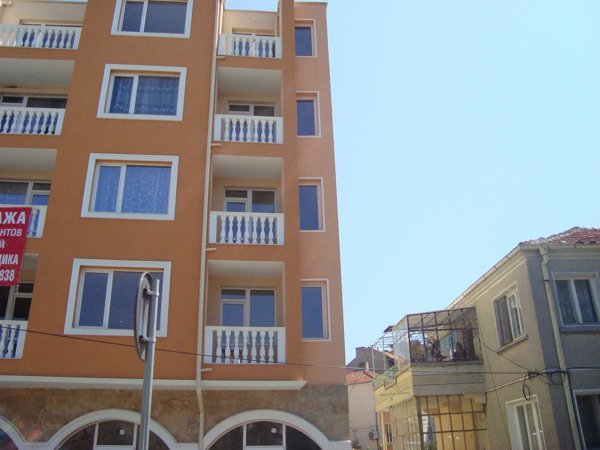 Marinela Apartments Pomorie Eksteriør bilde